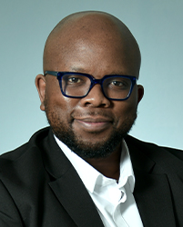 Dr S Ndlazi 
